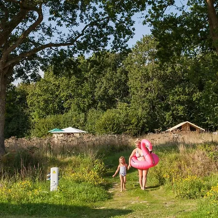 O2 4* Longueville (Manche)