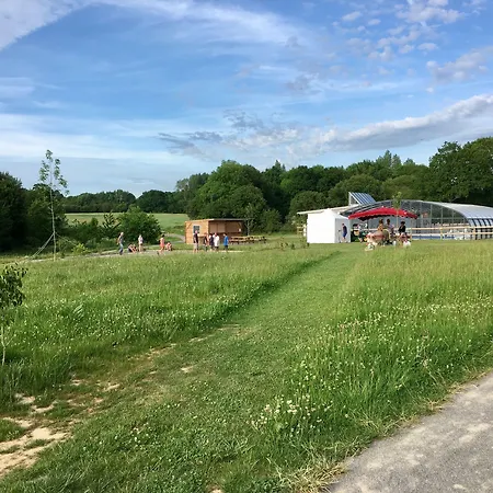 אתר קמפינג O2 4*