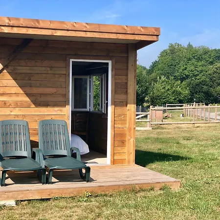 O2 אתר קמפינג 4*