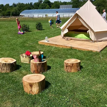 O2 Camping 4*