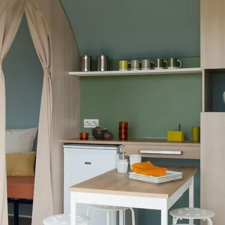 O2 4* Longueville (Manche)